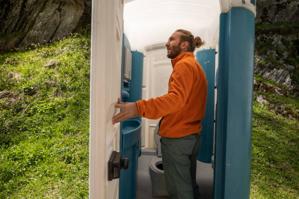 Porta potty delivery and setup in Debary, FL